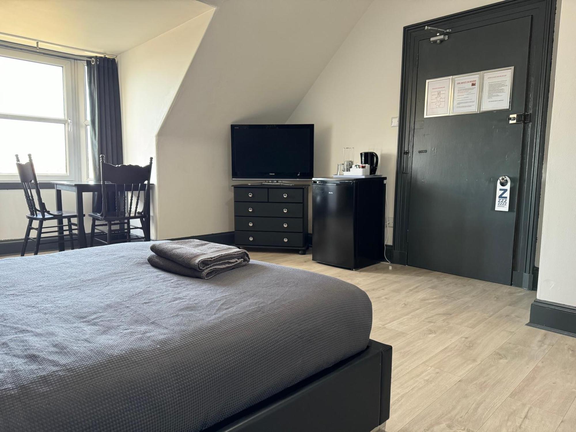 Aspen Guest House ปีเตอร์เฮด ภายนอก รูปภาพ